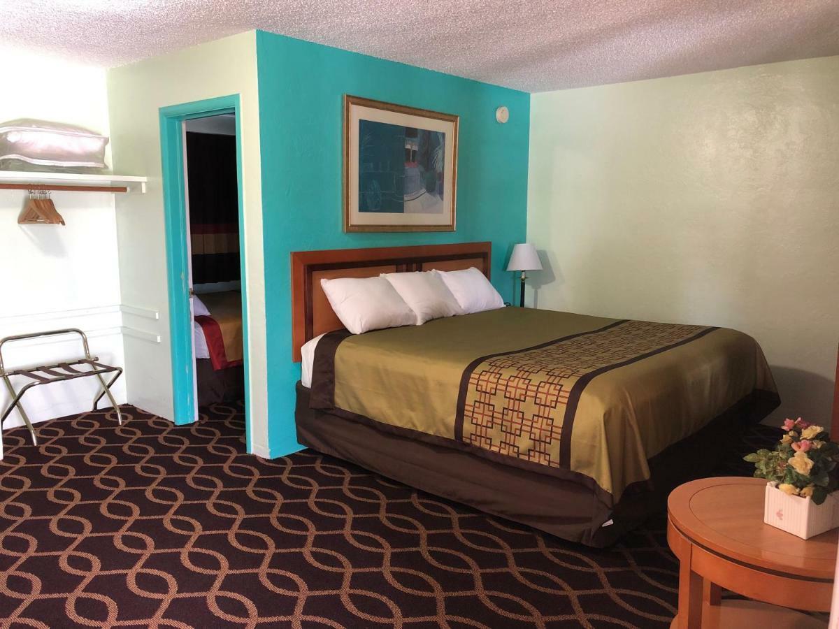 Klamath Motor Lodge Yreka Exteriör bild